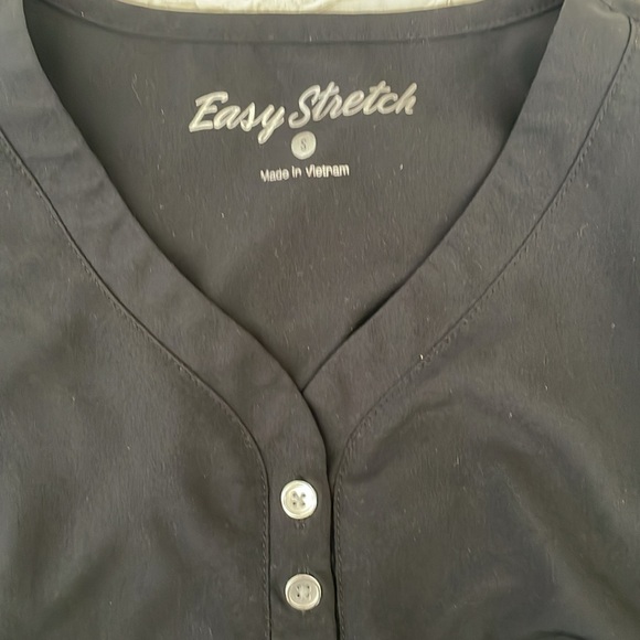 Easy Stretch scrub top - Picture 2 of 2